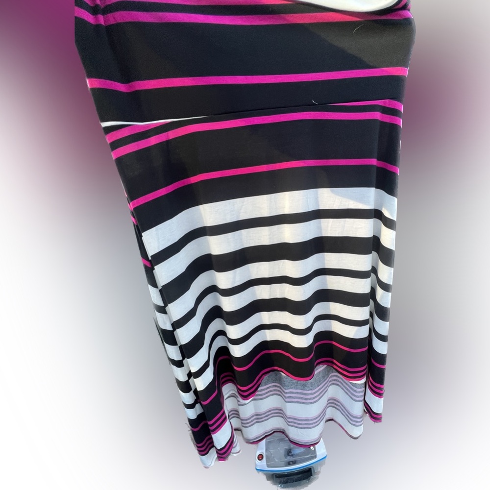 Olivia skirt high low NWT